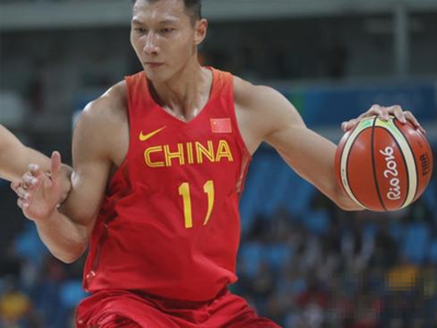 这就是NBA6号秀！易建联对阵美国梦之队集锦