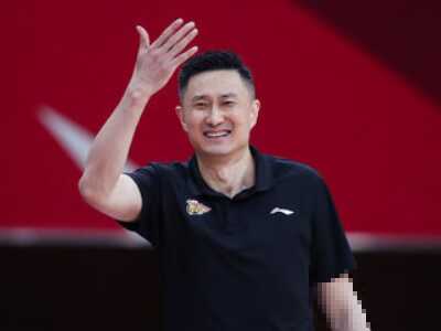 冠军教头！杜锋强硬的执教风格给球员们上了一课