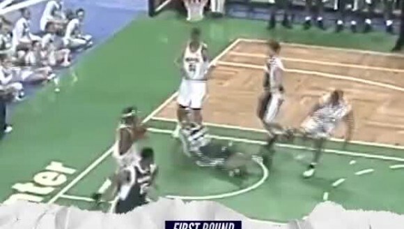 年轻真好！2003年甜瓜安东尼NCAA夺冠历程