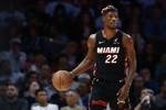 巴克利：莱利是NBA历史上最强势的人 巴特勒和他斗就是在浪费钱